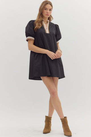 BLACK DRESS WITH BROWN AND WHITE CONTRAST TRIM