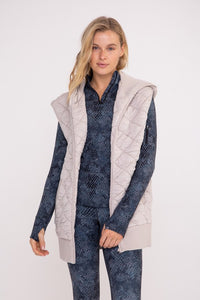 STONE OVERSIZED QUILTED FLEECE VEST