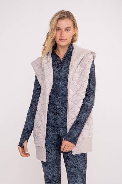 STONE OVERSIZED QUILTED FLEECE VEST